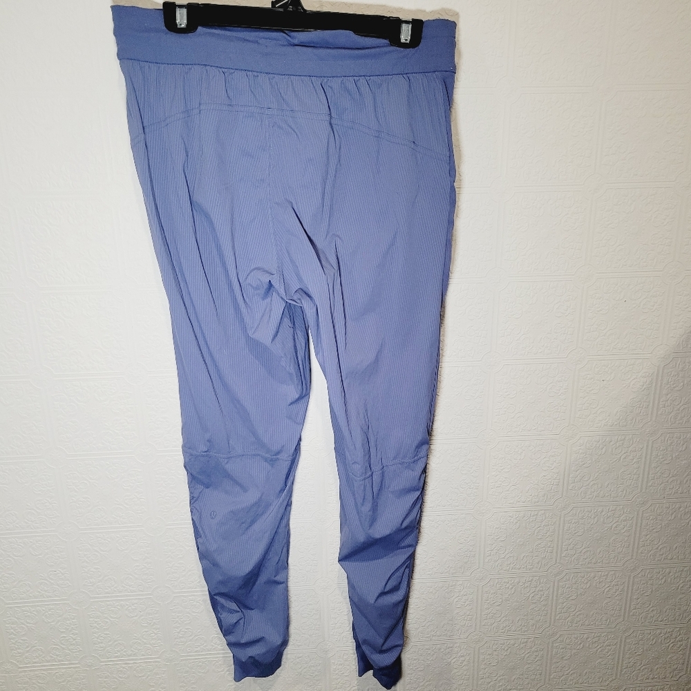 Lululemon Beyond the Studio Jogger Water Drop size 12 - Picture 8 of 10